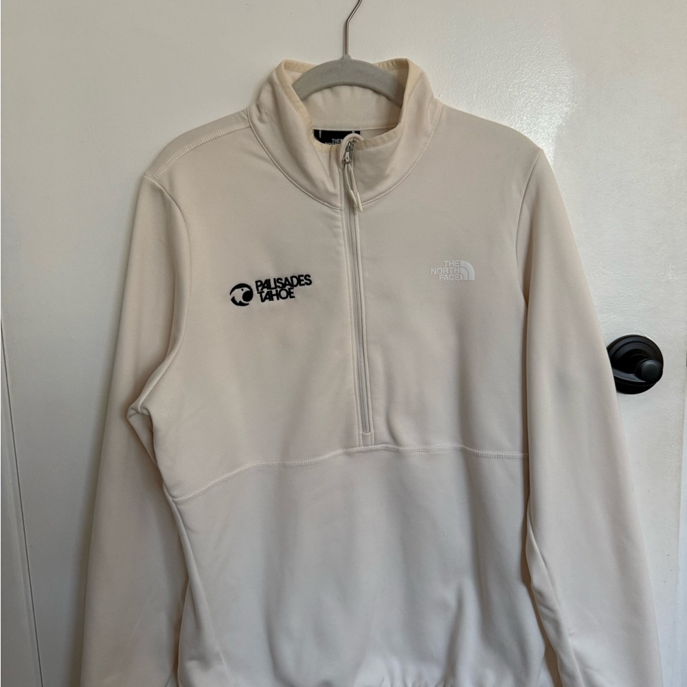 The North Face “Palisades Tahoe” Quarter-Zip Fleece